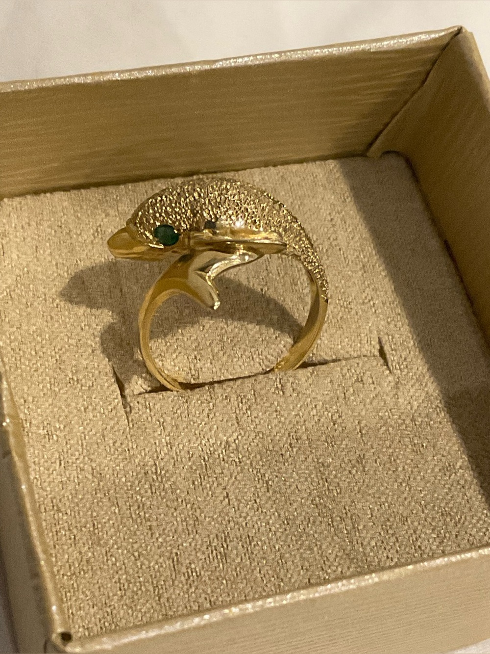 Vintage 14K yellow gold dolphin ring with emerald eyes